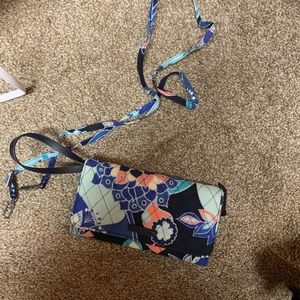 Vera Bradley wristlet/crossbody